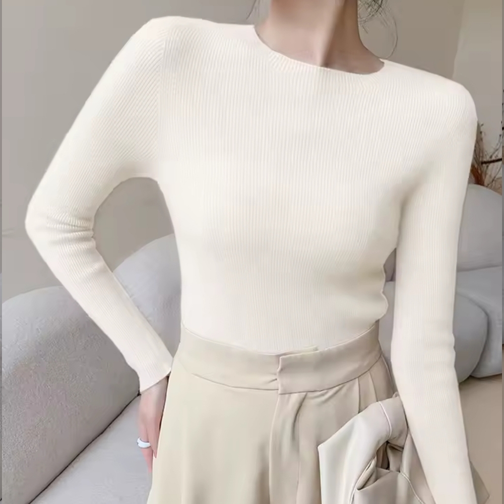 100% Merino Wool Knitwear Basic Bottom Sweater - Picture 2 of 8